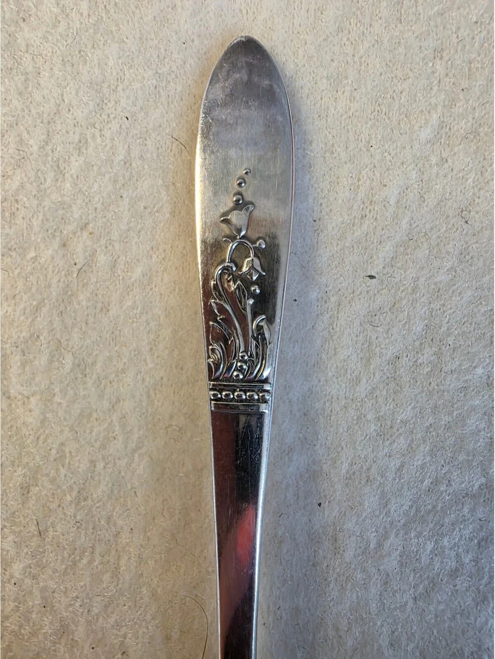 1949 Oneida English Garden Silverplate Master Butter Knife 6.75in Rogers XTRA